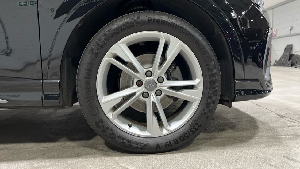 Used Audi Q3 2020 for sale - 76447200: Photo 5