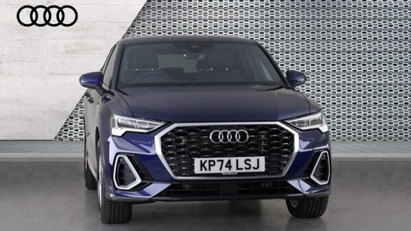 Used Audi Q3 2024 for sale - 75664802: Photo 10