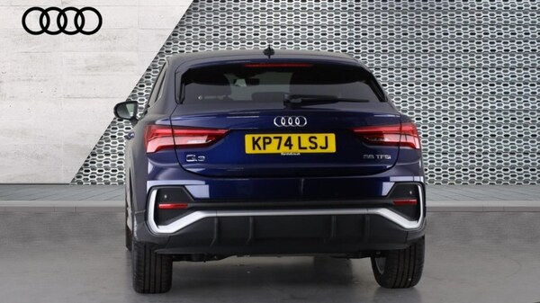 Used Audi Q3 2024 for sale - 75664802: Photo 11