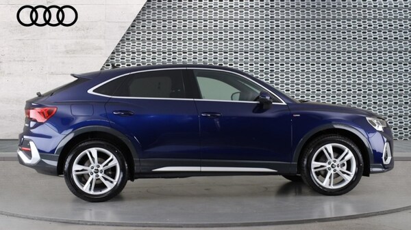 Used Audi Q3 2024 for sale - 75664802: Photo 4