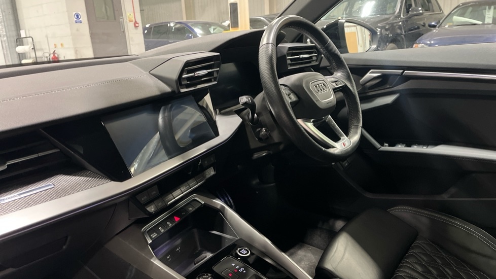 Used Audi A3 2021 for sale - 76873846: Photo 2