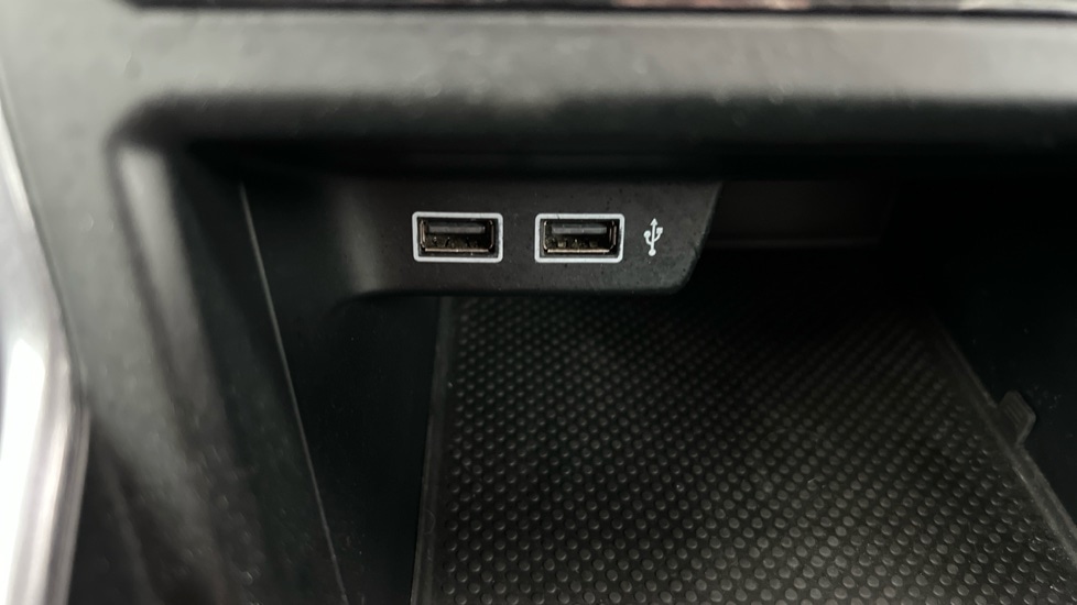 Used Volkswagen Polo 2018 for sale - 76869537: Photo 38