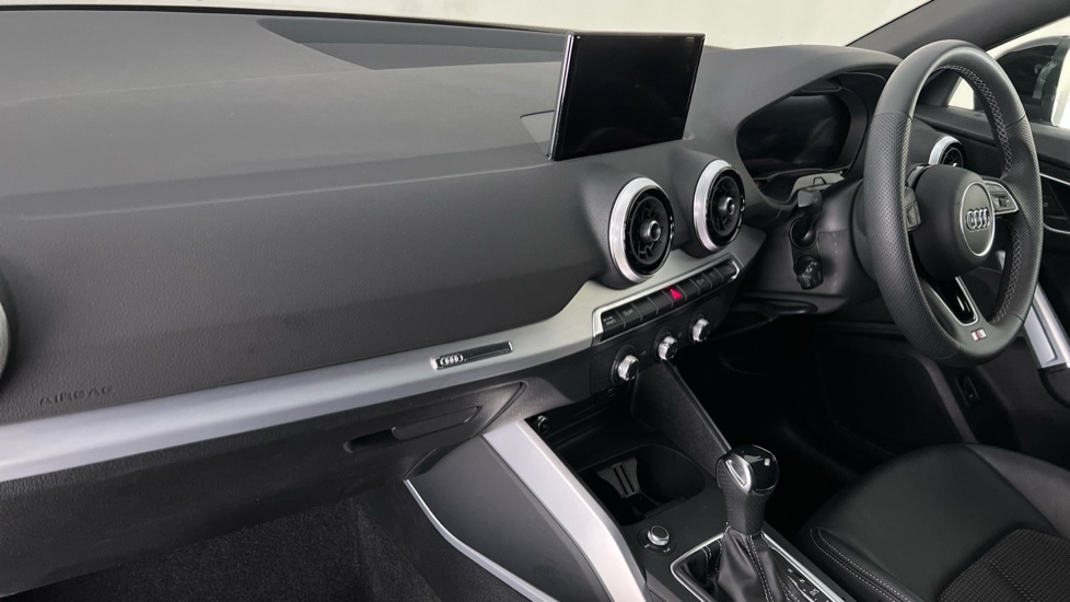 Used Audi Q2 2024 for sale - 75943070: Photo 2