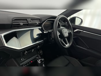 Used Audi Q3 2025 for sale - 76722257: Photo