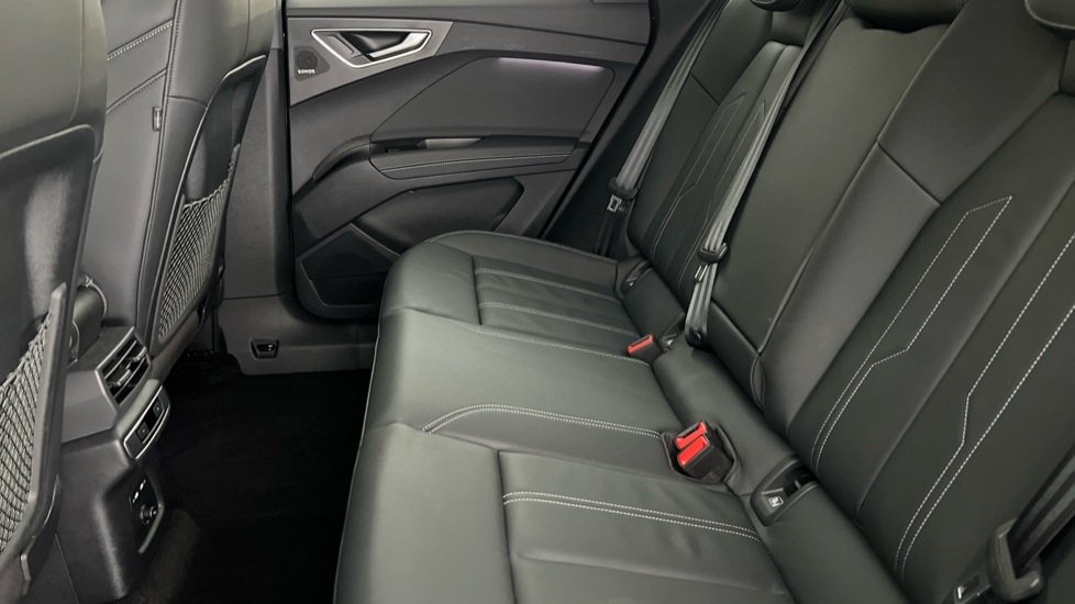 Used Audi Q4 e-tron 2024 for sale - 76441909: Photo 15