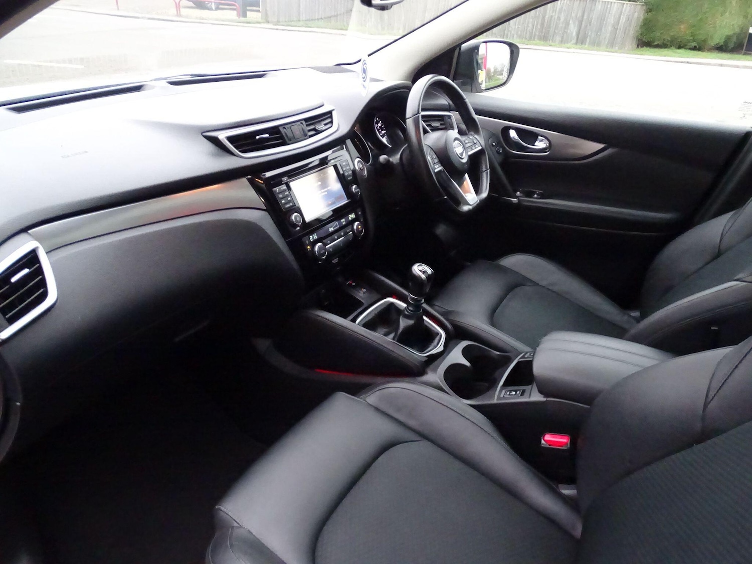 Used Nissan Qashqai 2018 for sale - 77378229: Photo 15