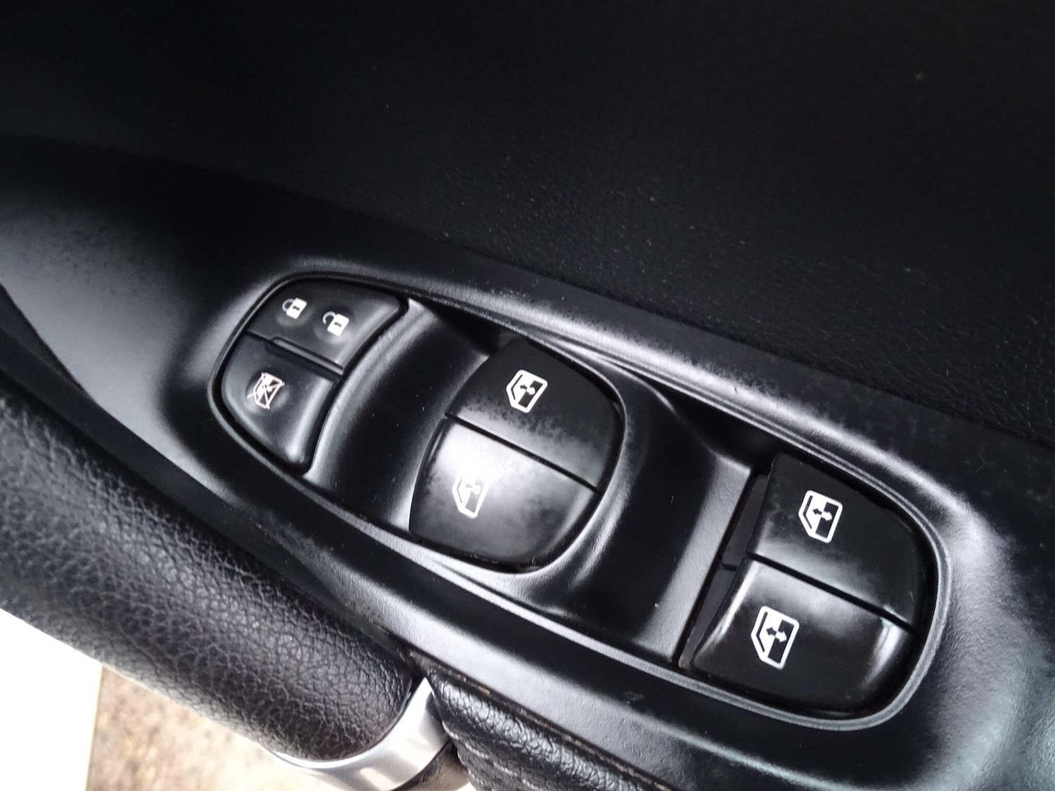 Used Nissan Qashqai 2018 for sale - 77378229: Photo 23