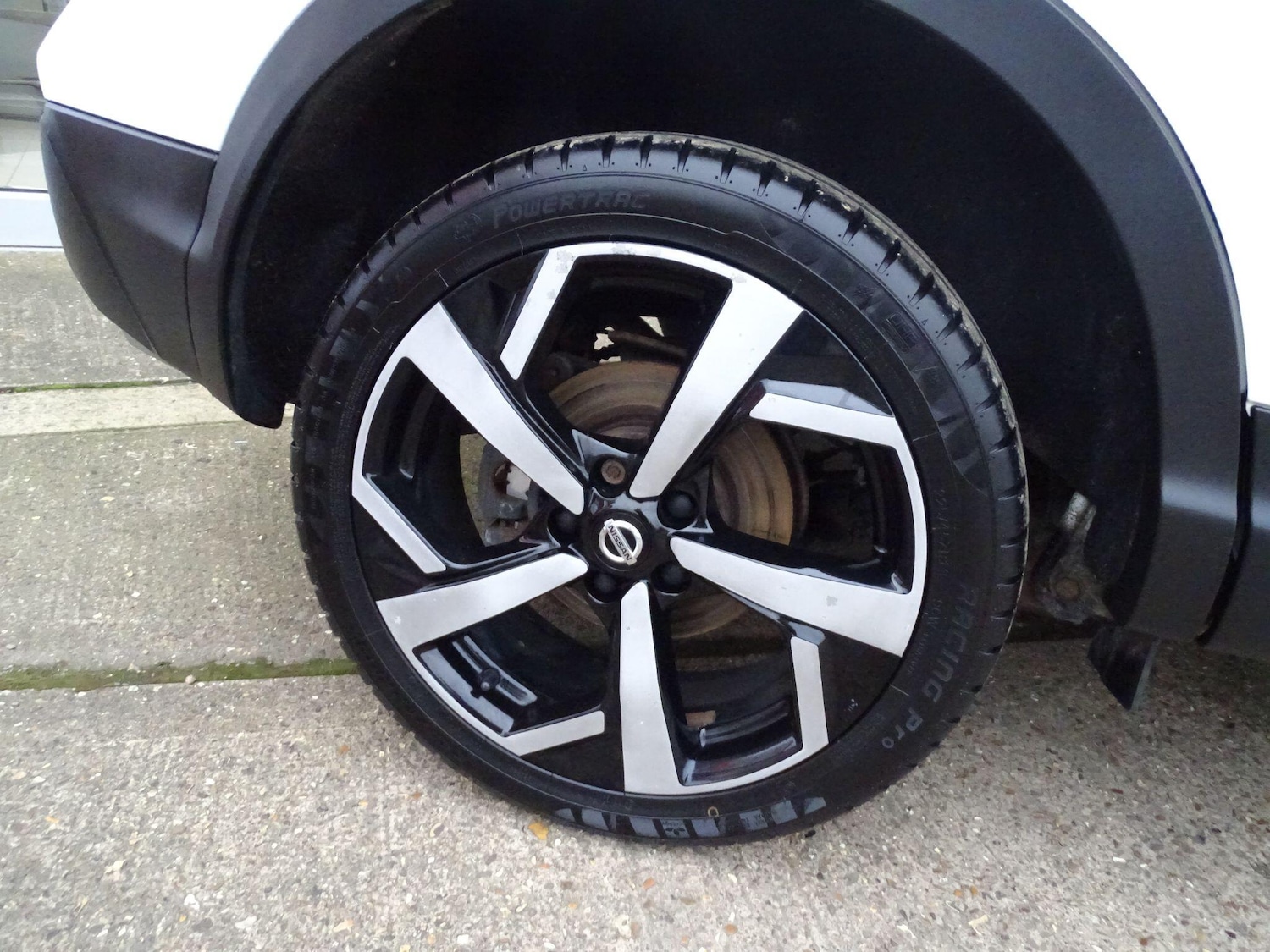 Used Nissan Qashqai 2018 for sale - 77378229: Photo 28