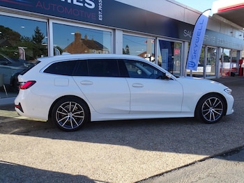 Used BMW 3 Series 2021 for sale - 75723534: Photo