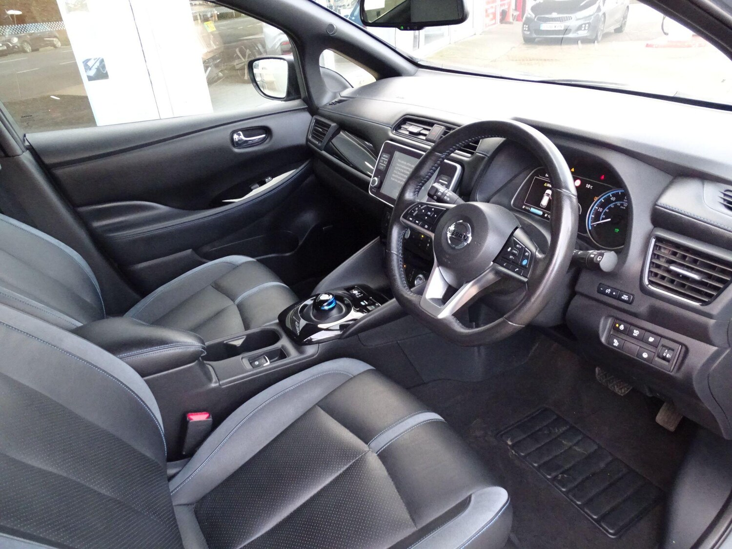 Used Nissan Leaf 2021 for sale - 77378177: Photo 25