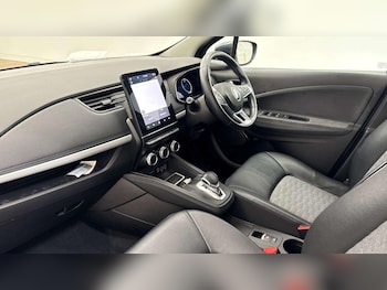 Used Renault Zoe 2022 for sale - 77301565: Photo