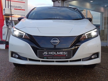 Used Nissan Leaf 2022 for sale - 77378199: Photo