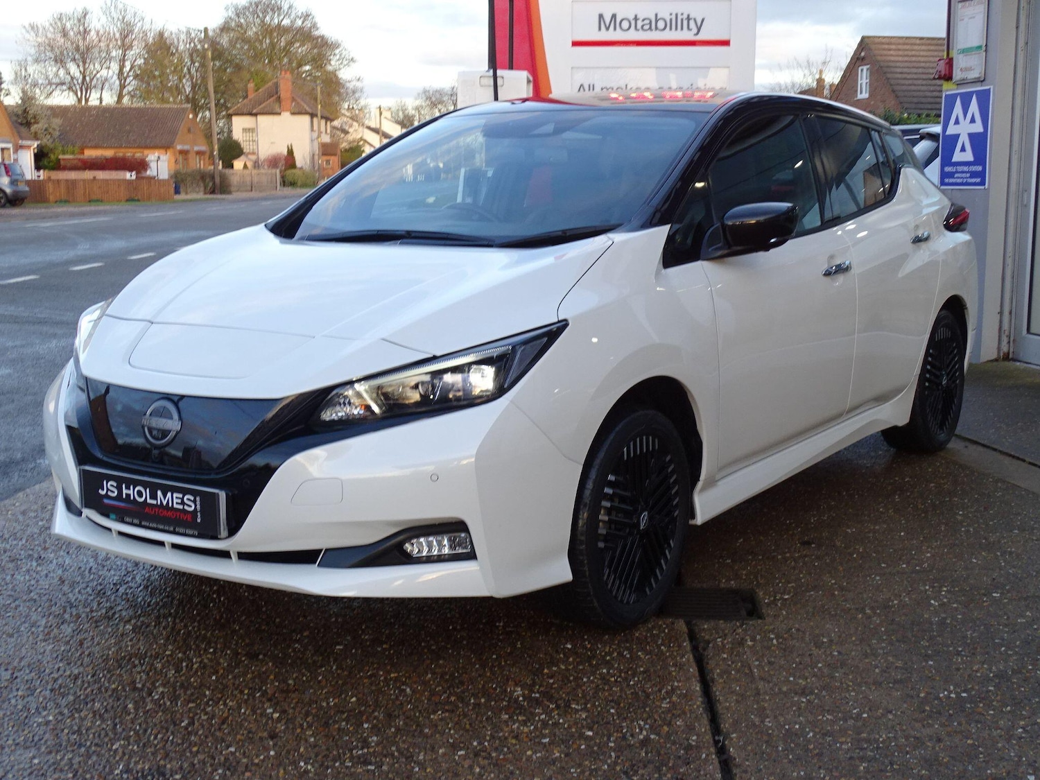 Used Nissan Leaf 2022 for sale - 77378199: Photo 3