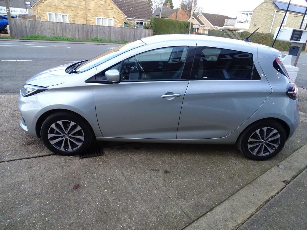 Used Renault Zoe 2021 for sale - 77045466: Photo 8