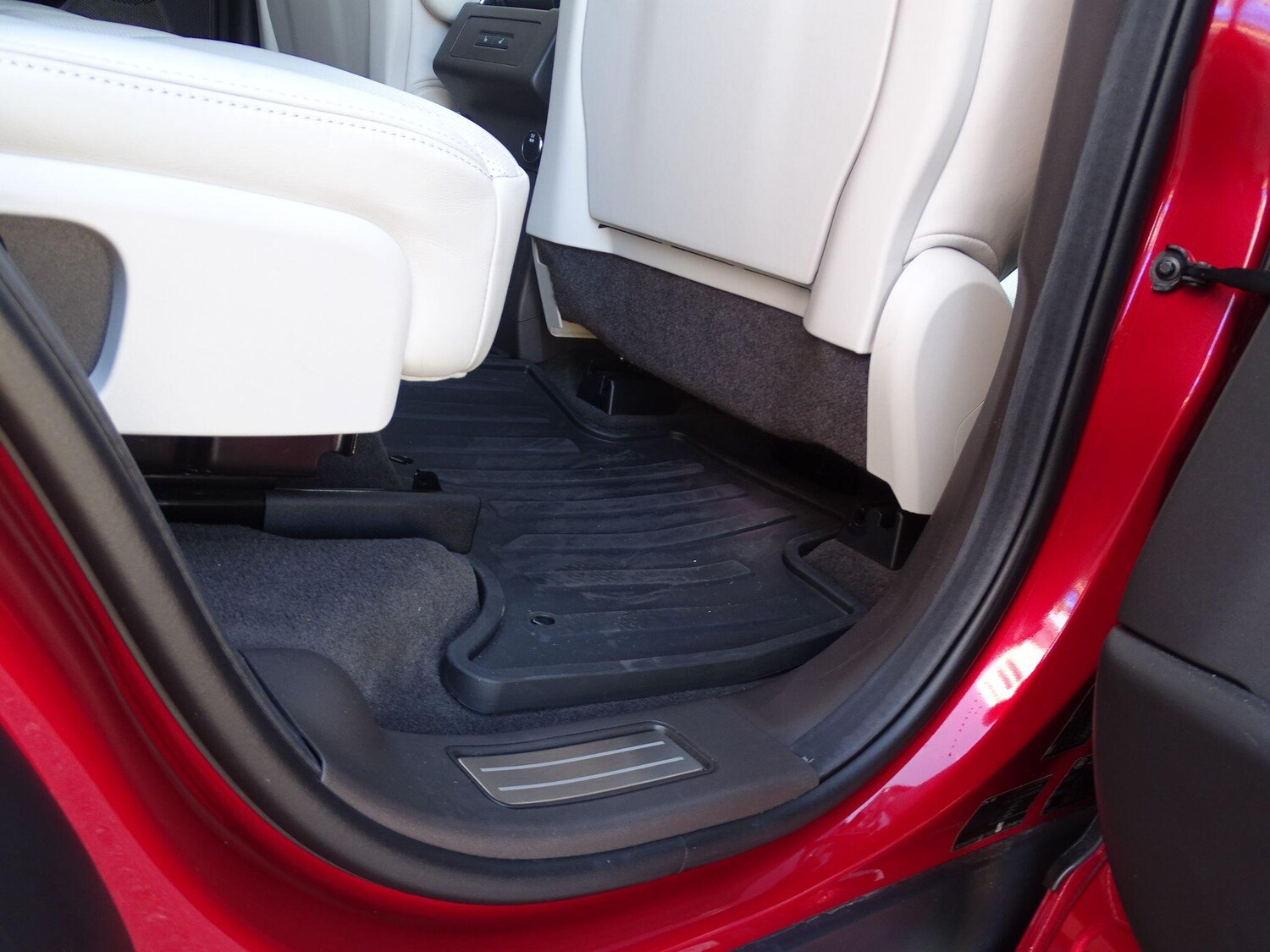 Used Land Rover Discovery 2017 for sale - 77925508: Photo 21