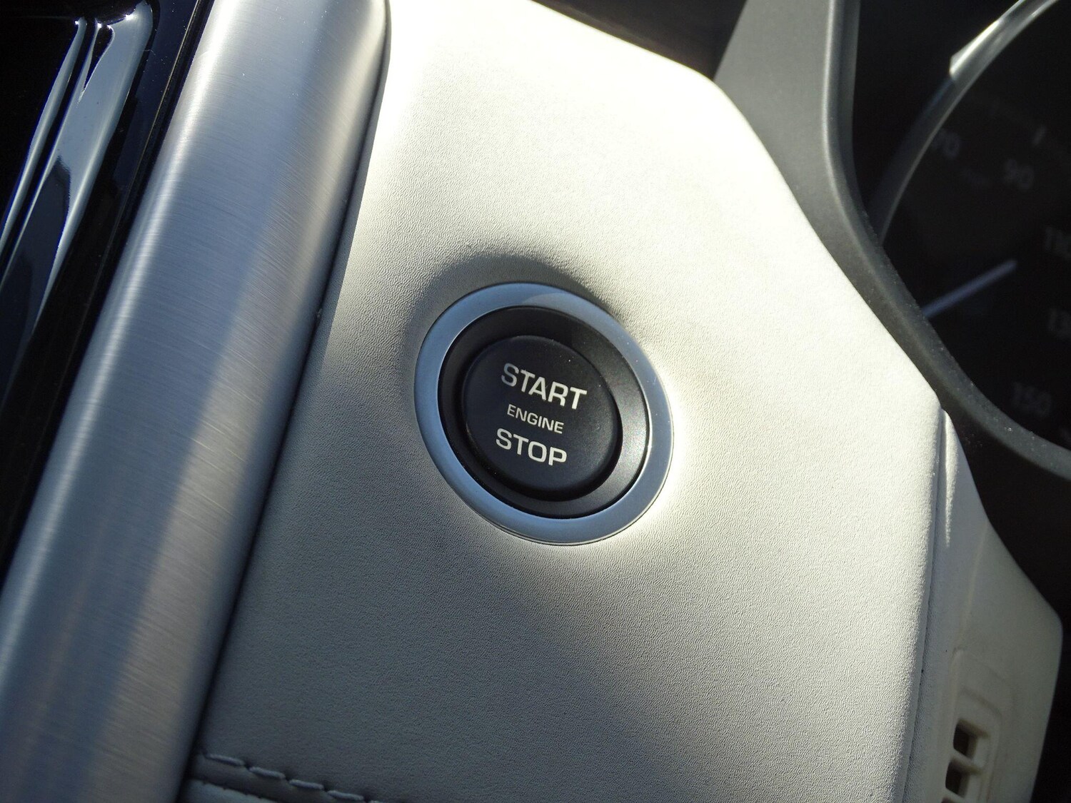 Used Land Rover Discovery 2017 for sale - 77925508: Photo 27