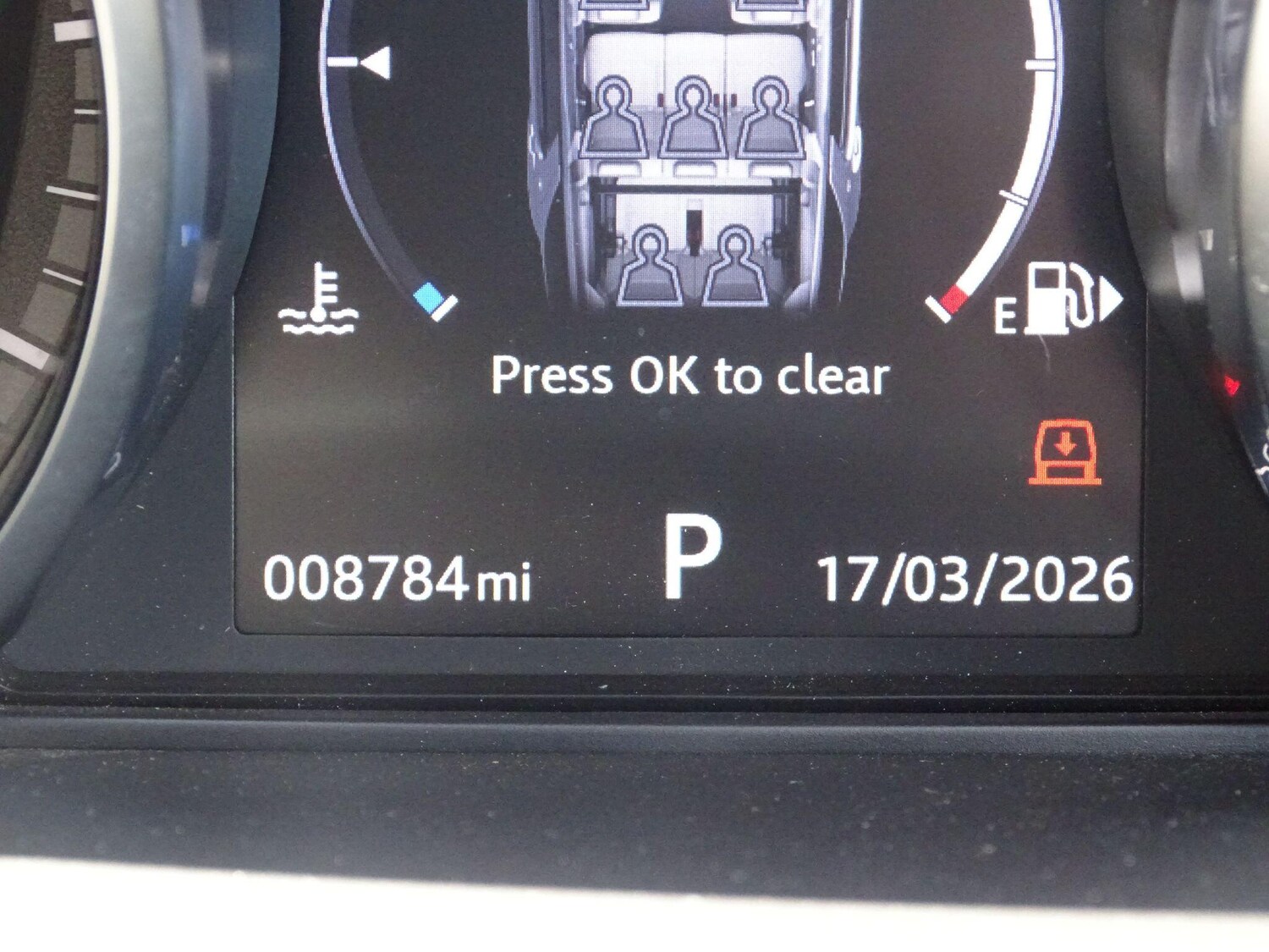 Used Land Rover Discovery 2017 for sale - 77925508: Photo 34