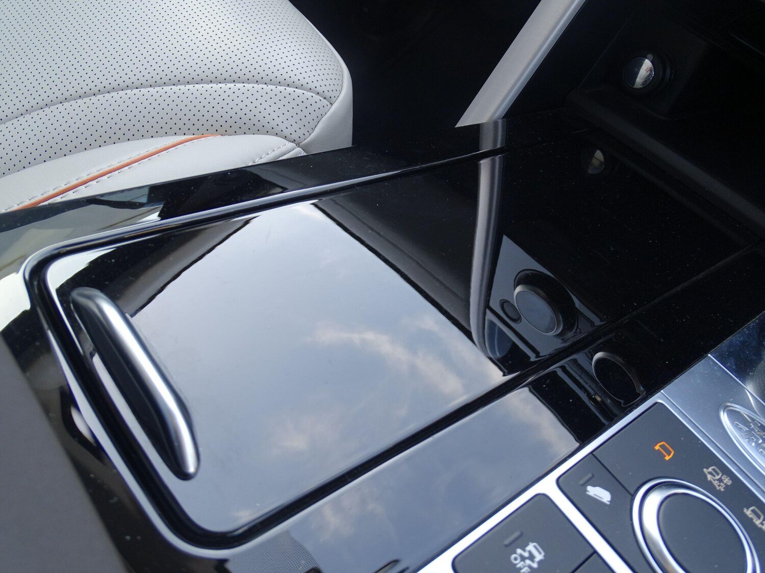 Used Land Rover Discovery 2017 for sale - 77925508: Photo 42