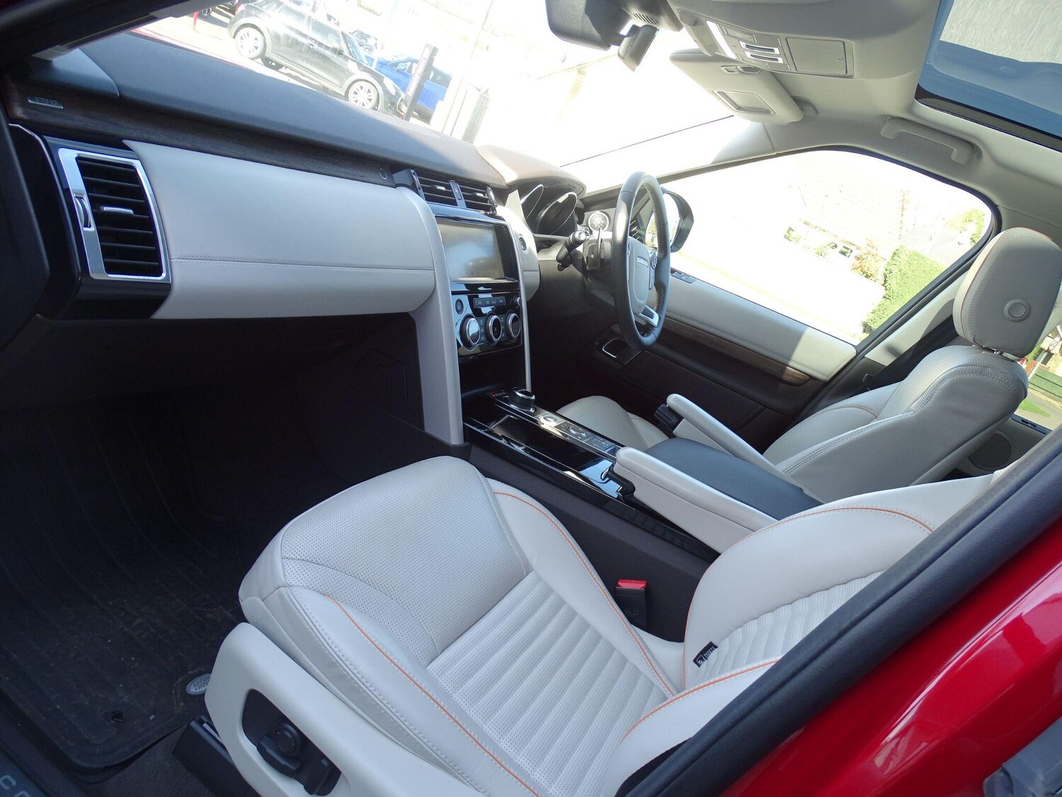 Used Land Rover Discovery 2017 for sale - 77925508: Photo 43