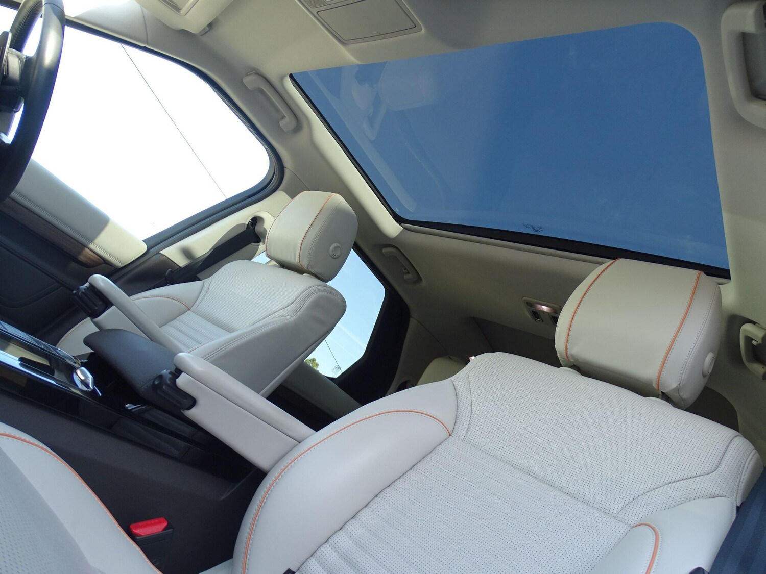 Used Land Rover Discovery 2017 for sale - 77925508: Photo 45