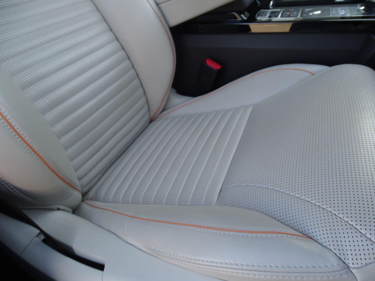 Used Land Rover Discovery 2017 for sale - 77925508: Photo 47