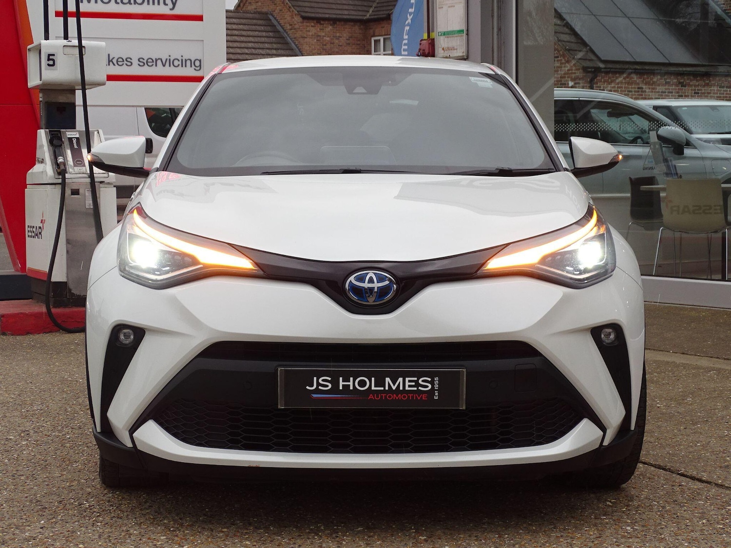 Used Toyota C-HR 2020 for sale - 78006929: Photo 2