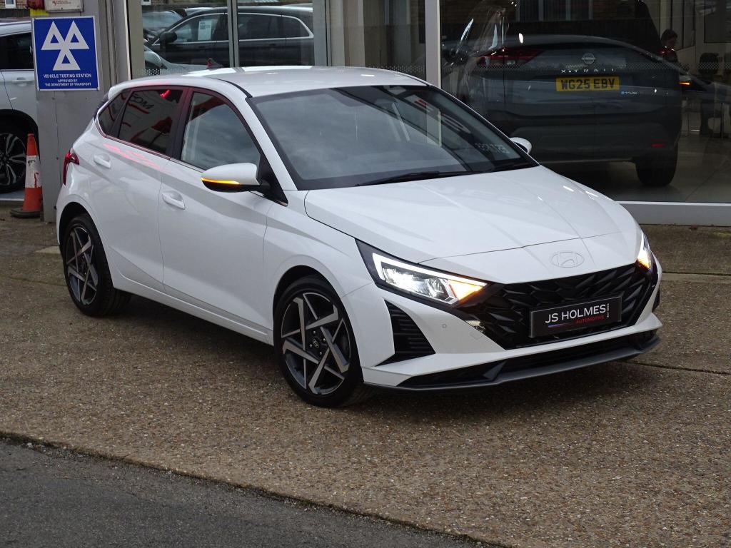 Used Hyundai i20 2023 for sale - 77045491: Photo 3