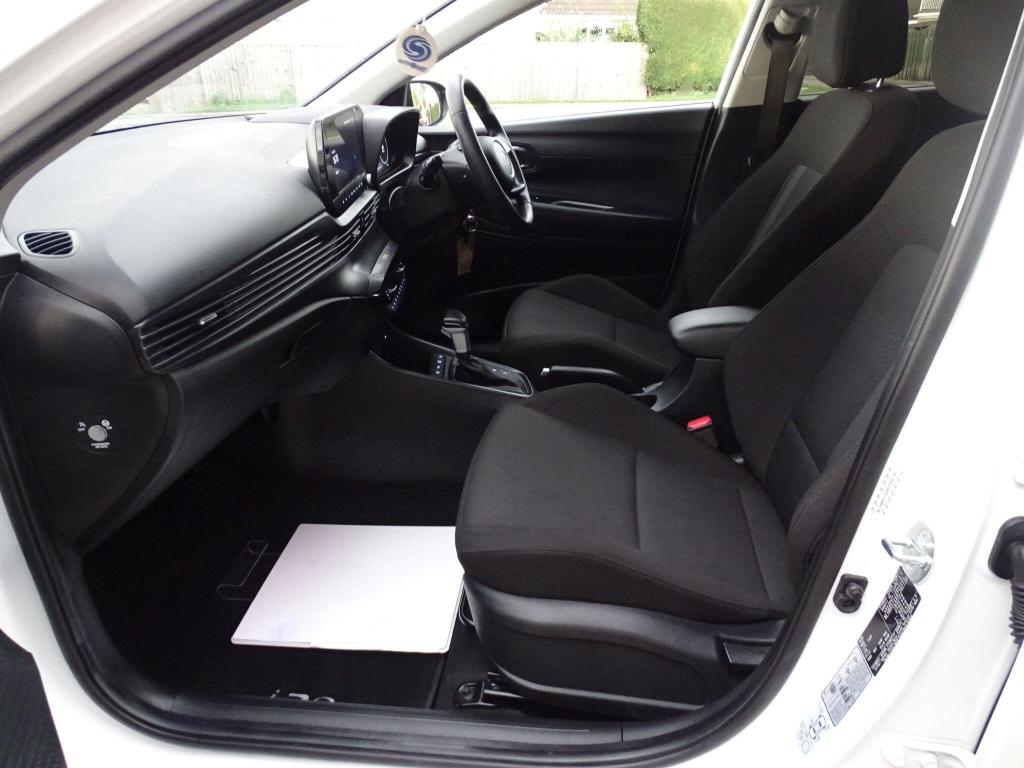 Used Hyundai i20 2023 for sale - 77045491: Photo 38
