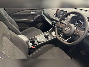 Used Nissan Qashqai 2023 for sale - 77301564: Photo