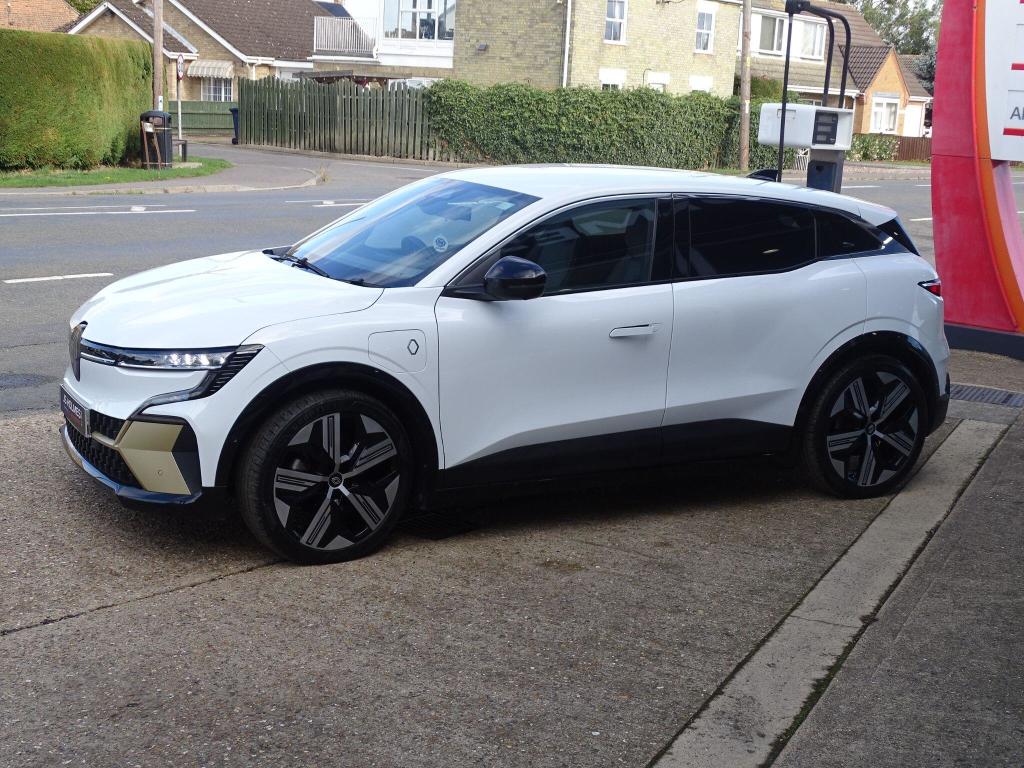 Used Renault Megane E Tech 2023 for sale - 77045494: Photo 10