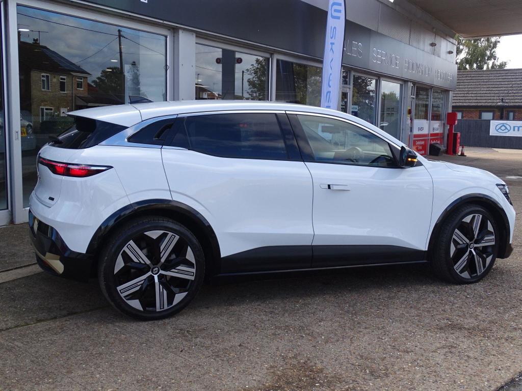 Used Renault Megane E Tech 2023 for sale - 77045494: Photo 13