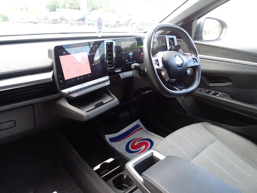 Used Renault Megane E Tech 2023 for sale - 77045494: Photo 17