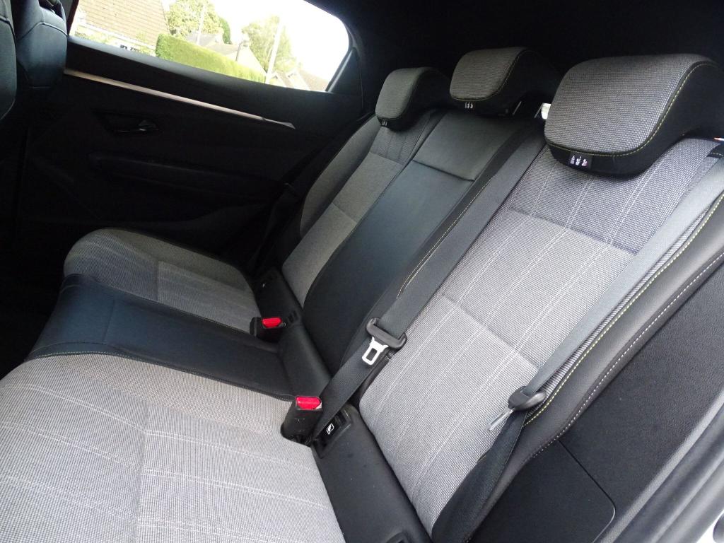 Used Renault Megane E Tech 2023 for sale - 77045494: Photo 21