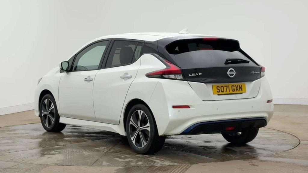 Used Nissan Leaf 2021 for sale - 77045437: Photo 2