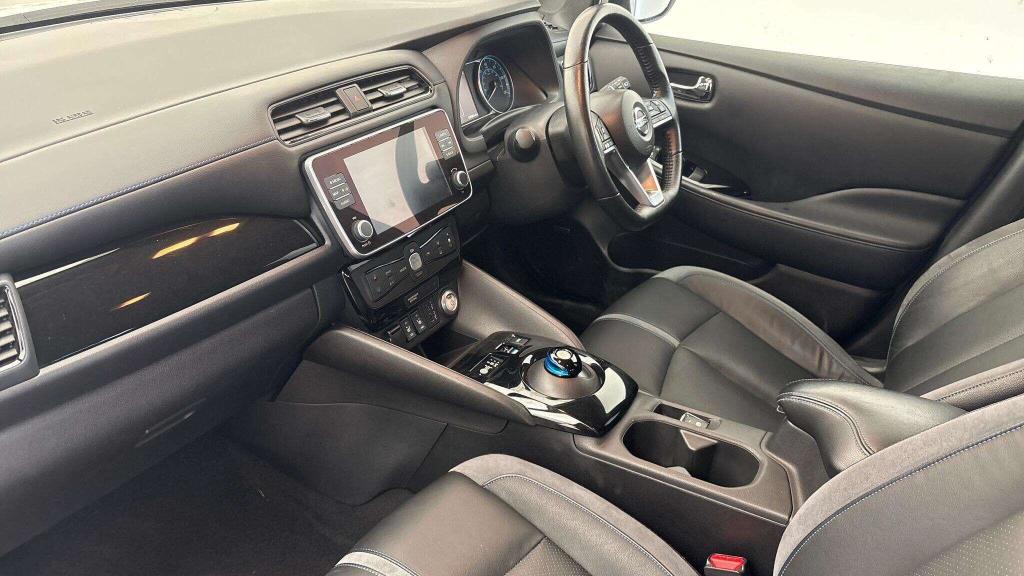 Used Nissan Leaf 2021 for sale - 77045437: Photo 3