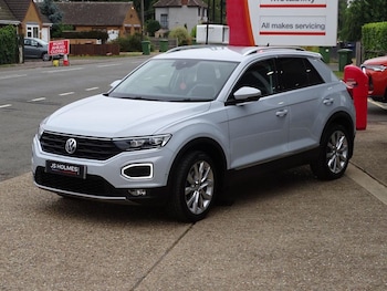 Used Volkswagen T-Roc 2019 for sale - 75239169: Photo