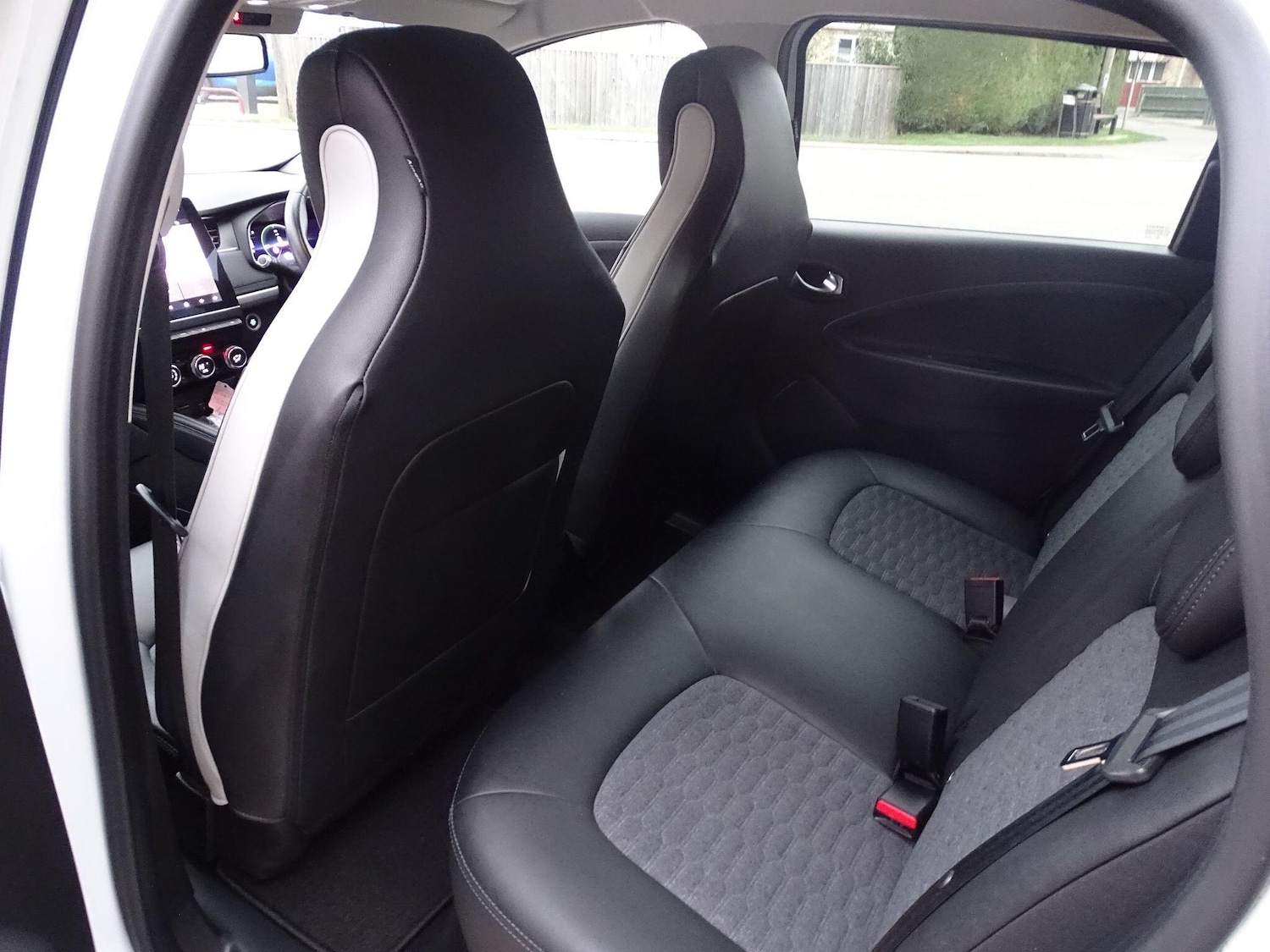 Used Renault Zoe 2022 for sale - 77378191: Photo 26