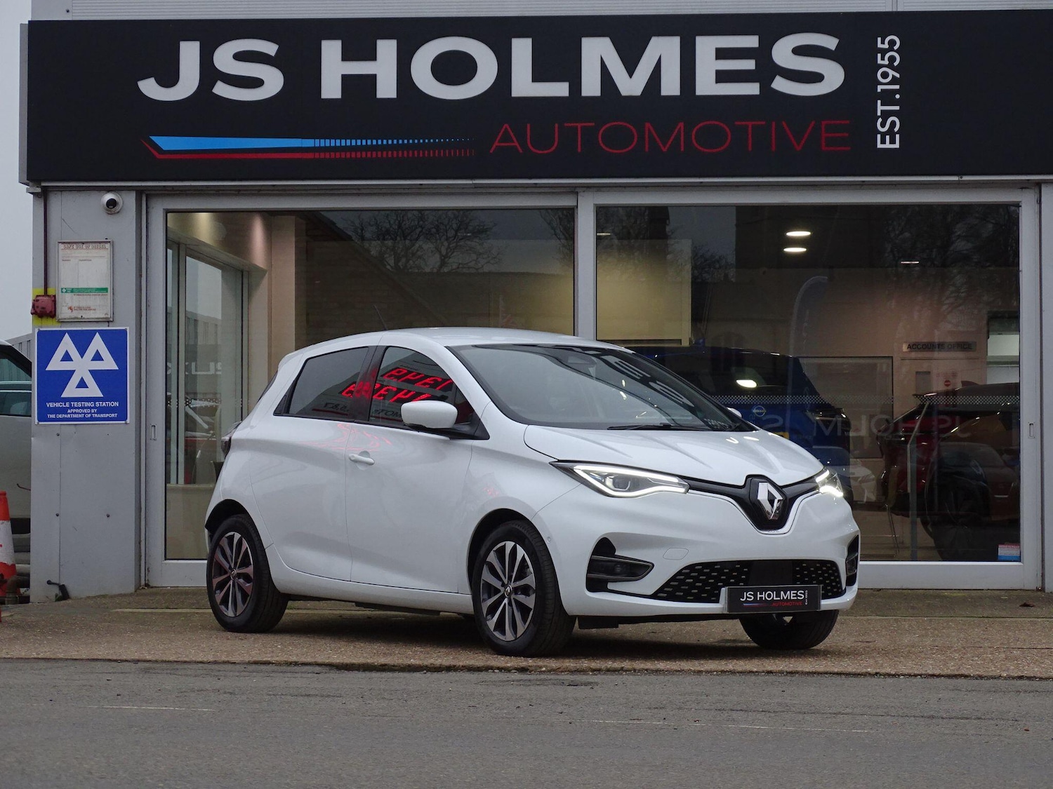 Used Renault Zoe 2022 for sale - 77378191: Photo 6