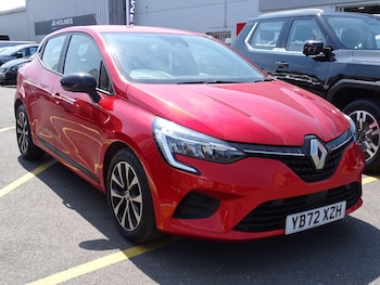 Used Renault Clio 2023 for sale - 79201370: Photo