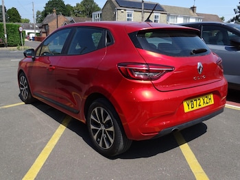 Used Renault Clio 2023 for sale - 79201370: Photo