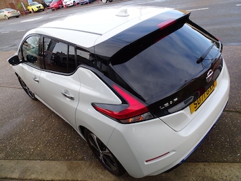 Used Nissan Leaf 2021 for sale - 77378192: Photo