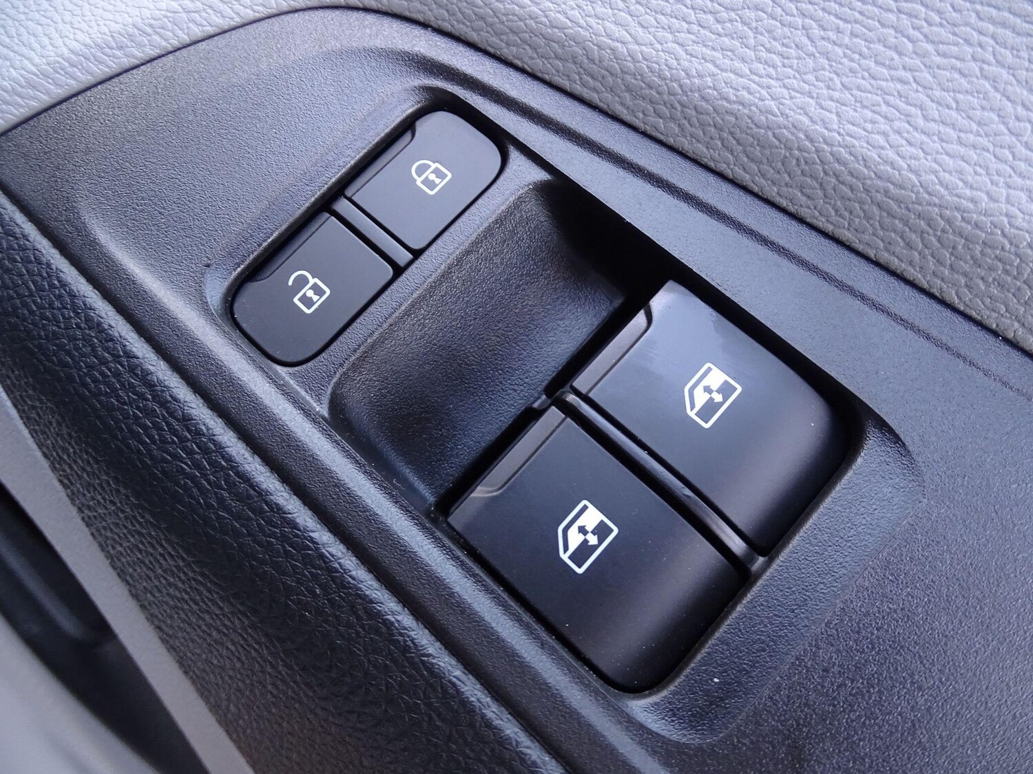 Used Maxus Deliver 9 2025 for sale - 77378176: Photo 41