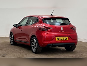 Used Renault Clio 2023 for sale - 78728398: Photo