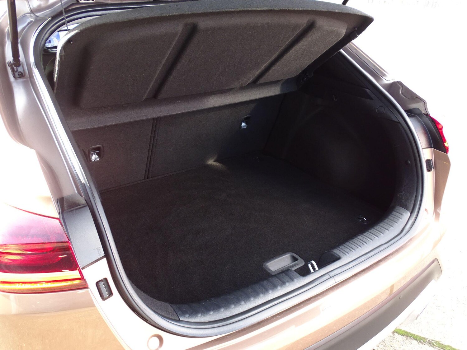 Used Kia XCeed 2021 for sale - 77378228: Photo 32