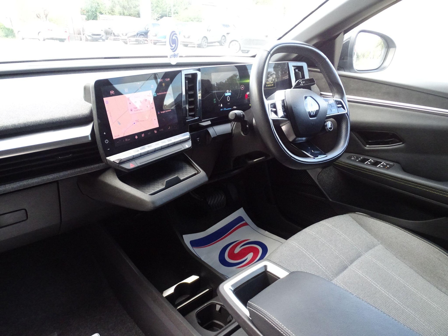 Used Renault Megane E Tech 2023 for sale - 77378184: Photo 17