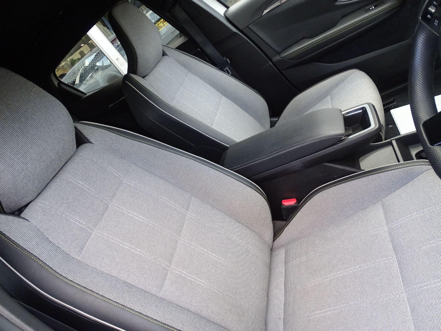 Used Renault Megane E Tech 2023 for sale - 77378184: Photo 38