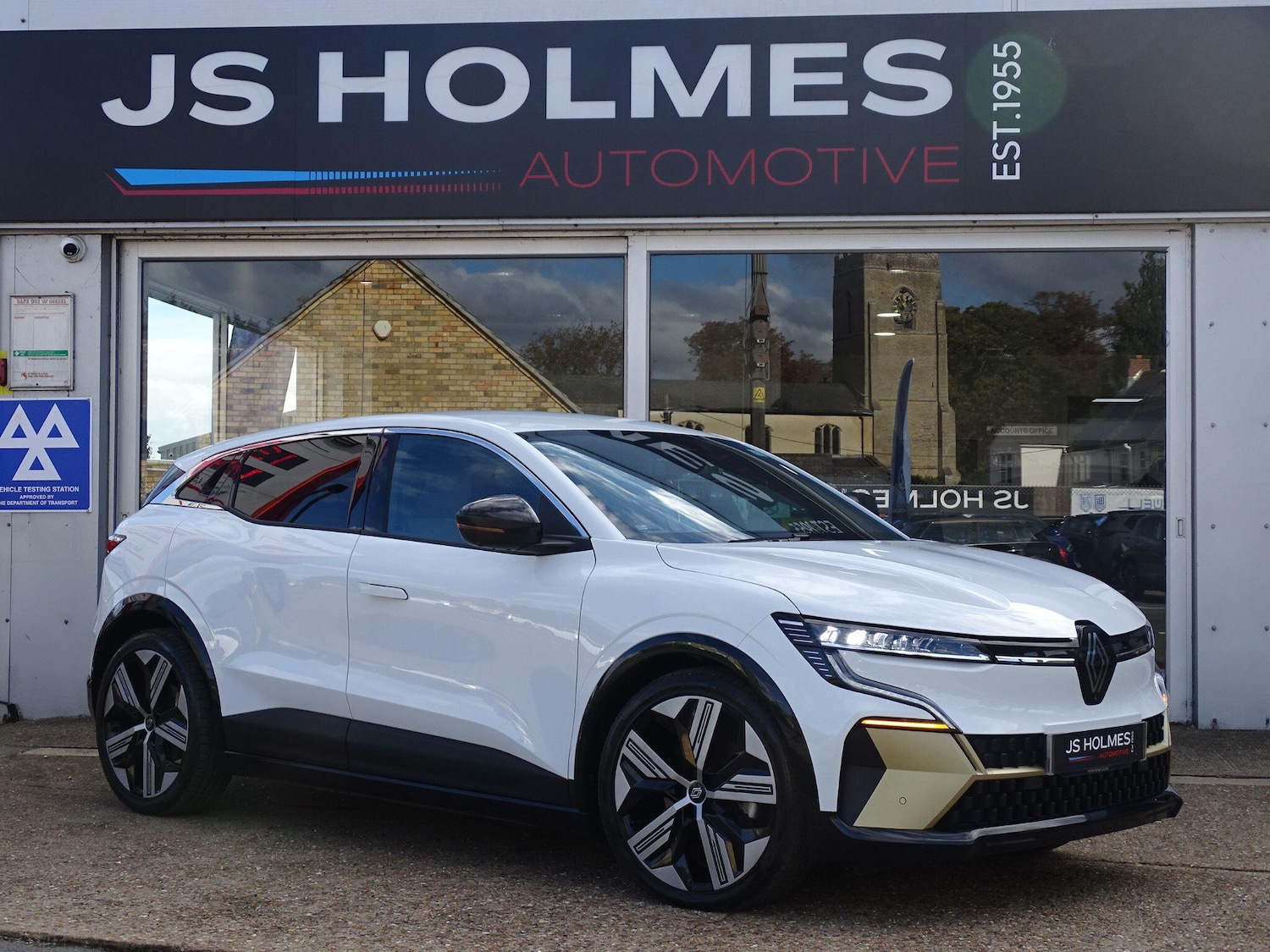 Used Renault Megane E Tech 2023 for sale - 77378184: Photo 4