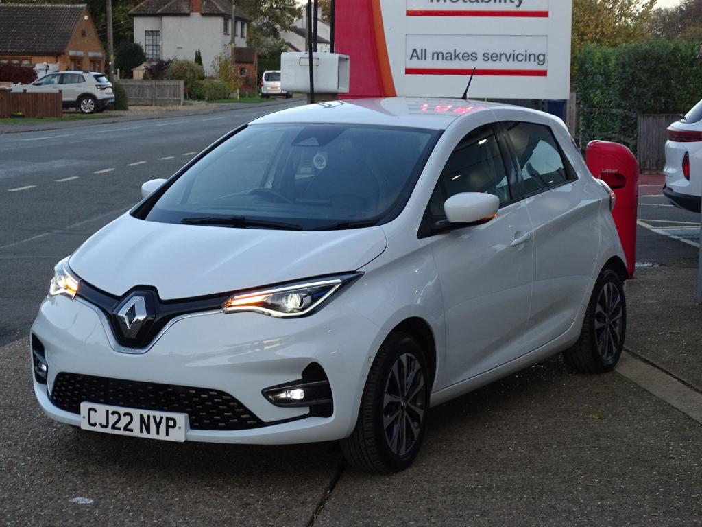 Used Renault Zoe 2022 for sale - 77045473: Photo 4