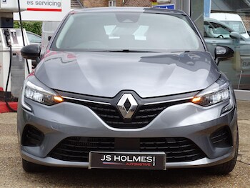 Used Renault Clio 2023 for sale - 79464563: Photo