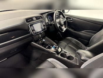 Used Nissan Leaf 2021 for sale - 77045451: Photo